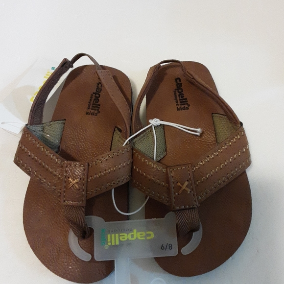 NWT Capelli New York Boys Brown Flip-flops - Picture 3 of 4